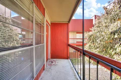 3243 Nacogdoches Rd #412, San Antonio, TX 78217
