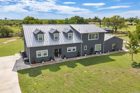 9658 S Foster Rd, San Antonio, TX 78222
