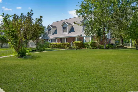 7403 Quail Run Dr, San Antonio, TX 78209
