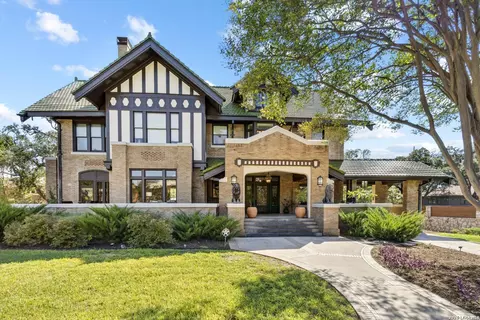 108 W Kings Hwy, San Antonio, TX 78212