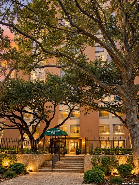 7520 Hornwood Dr #1501, Houston, TX 77036