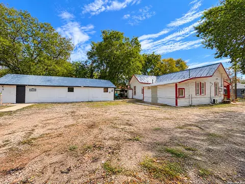 205 Wingate, San Antonio, TX 78204