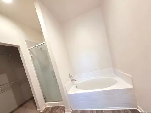 Bath - 15015 Harbor Lndg, Von Ormy, TX 78073 photo 4 of 4