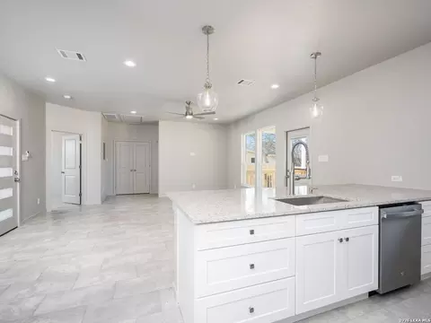 Living - 14657 Main, Lytle, TX 78052 photo 3 of 4