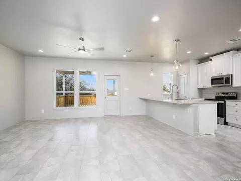 Living - 14657 Main, Lytle, TX 78052 photo 2 of 4