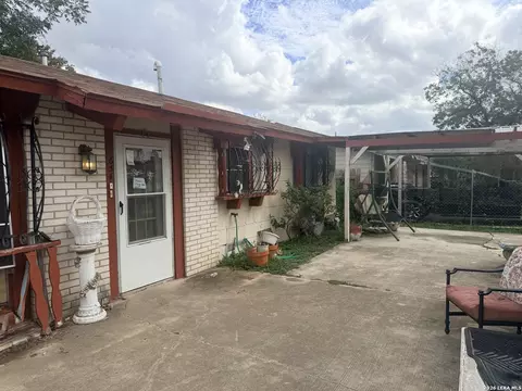 634 Rockwell Blvd, San Antonio, TX 78224