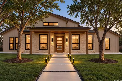 202 Wellesley Blvd, San Antonio, TX 78209