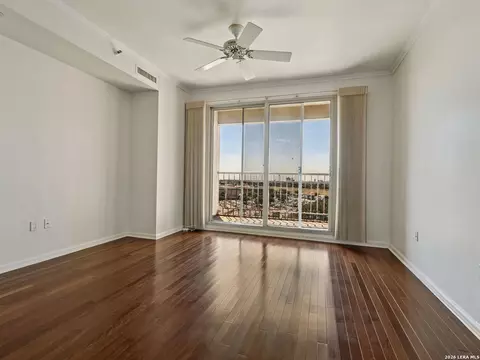 1 Towers Park Ln #1115, San Antonio, TX 78209