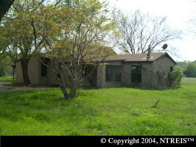 289 Cr 2040, Ivanhoe, TX 75447 photo 1
