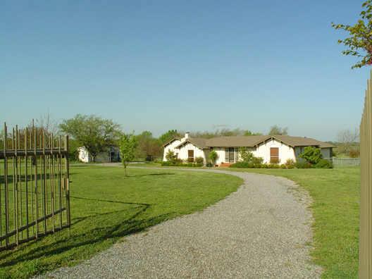 13067 E Line Rd, Trenton, TX 75490 photo 1