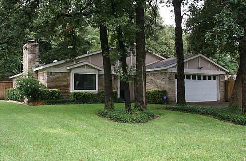 2323 Robin Ct, Grapevine, TX 76051 photo 1