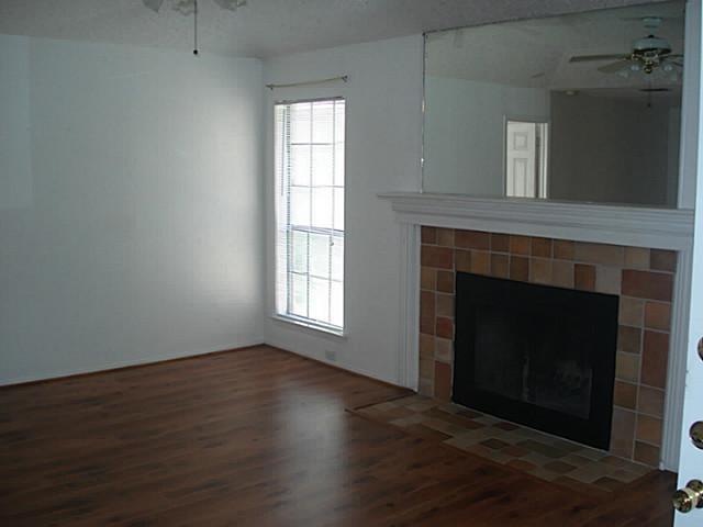 500 E Denton Dr E, Euless, TX 76039 photo 1