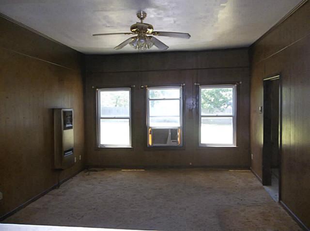 312 E Pace St E, Frost, TX 76641 photo 3