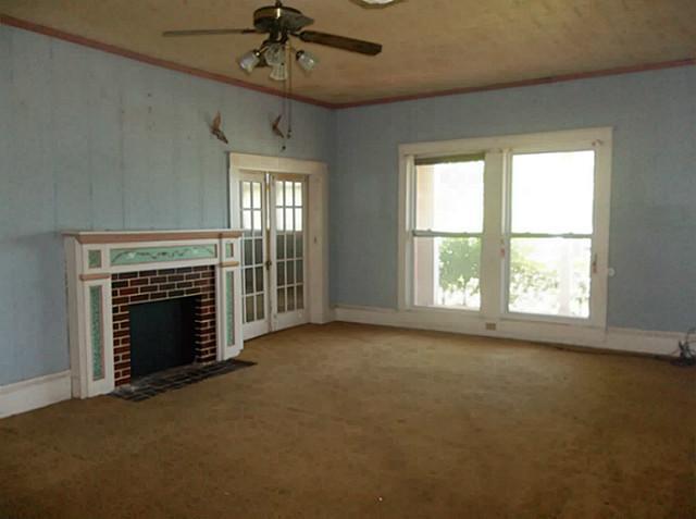 312 E Pace St E, Frost, TX 76641 photo 2