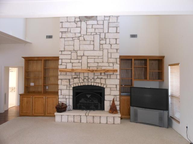 451 Pr 123, Savoy, TX 75479 photo 2