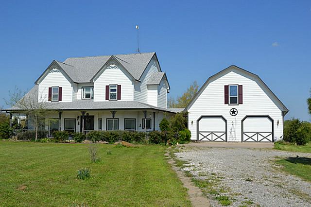 451 Pr 123, Savoy, TX 75479 photo 17
