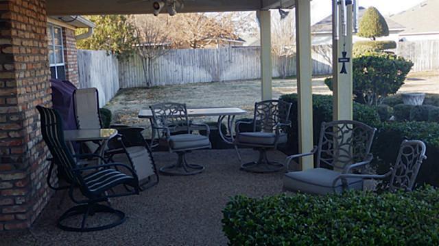 106 Codee Ct, Mount Pleasant, TX 75455 photo 4