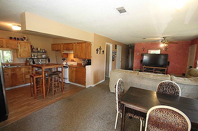 361 Rs County Road 4252, Point, TX 75472 photo 3