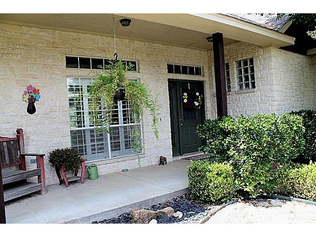 108 Summit Edge Ct, Glen Rose, TX 76043 photo 2