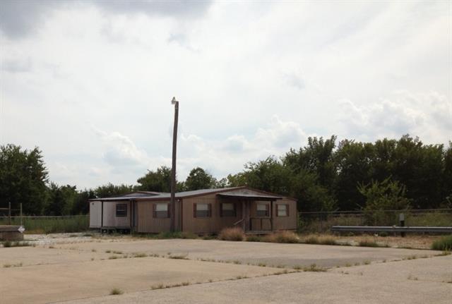 907 E Broad, Forney, TX 75126 photo 3