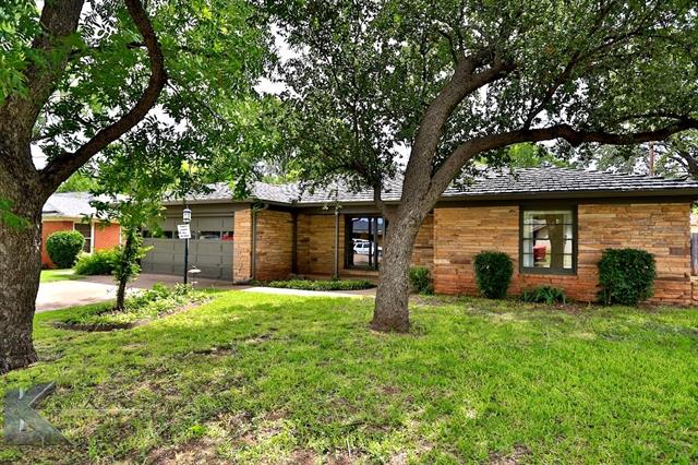 317 Moore Dr, Abilene, TX 79605 photo 3