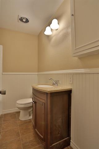 357 Moore Dr, Abilene, TX 79605 photo 2