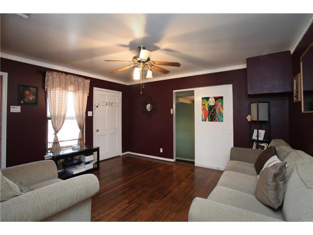 6727 Latta St, Dallas, TX 75227 photo 2