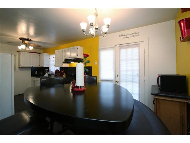 6727 Latta St, Dallas, TX 75227 photo 3