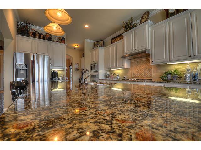 325 River Meadows Ln, Argyle, TX 76226 photo 3