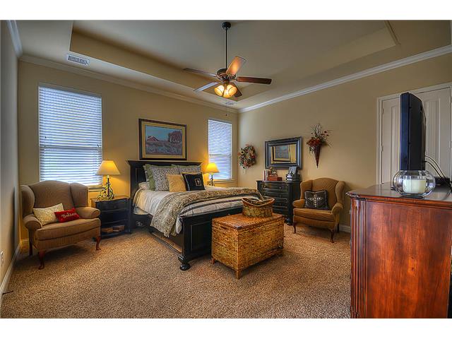 325 River Meadows Ln, Argyle, TX 76226 photo 6