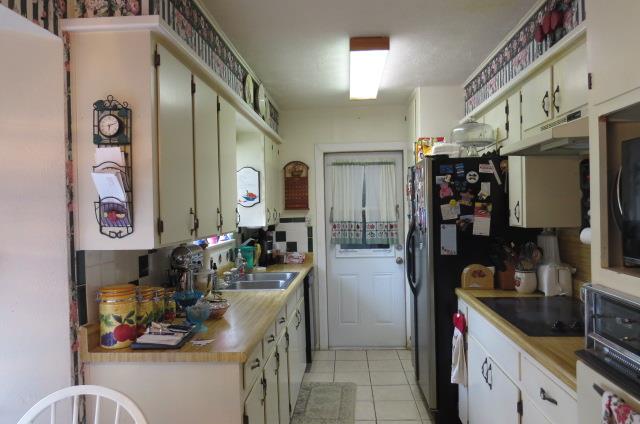 1215 Briarwood Dr, Cleburne, TX 76033 photo 4