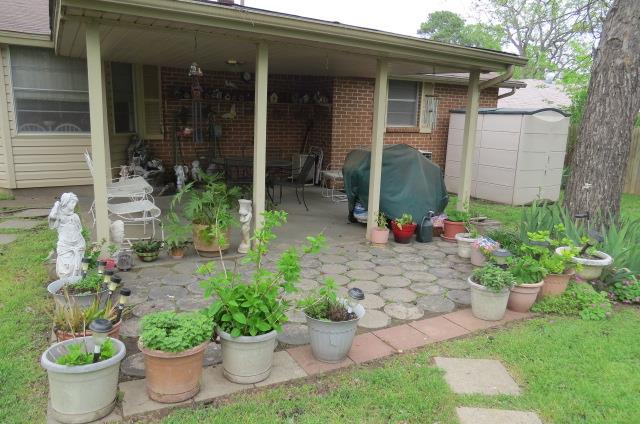1215 Briarwood Dr, Cleburne, TX 76033 photo 5