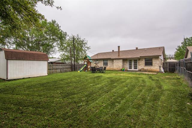 6504 Patsy Ln, Watauga, TX 76148 photo 5
