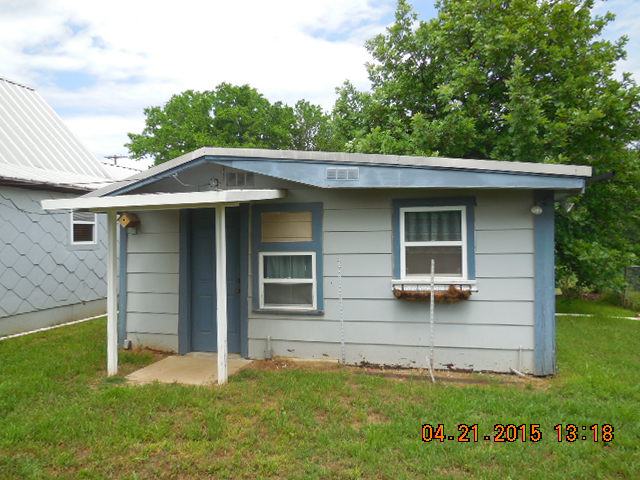 408 Travis Dr, Strawn, TX 76475 photo 12