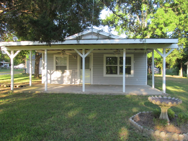320 Pr 5451, Point, TX 75472 photo 1