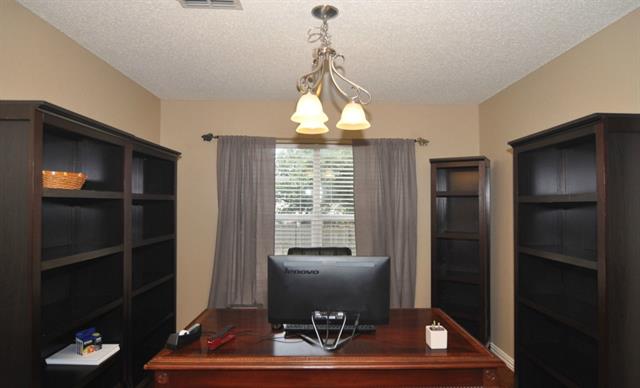 2005 Brazos Dr, Corinth, TX 76210 photo 3