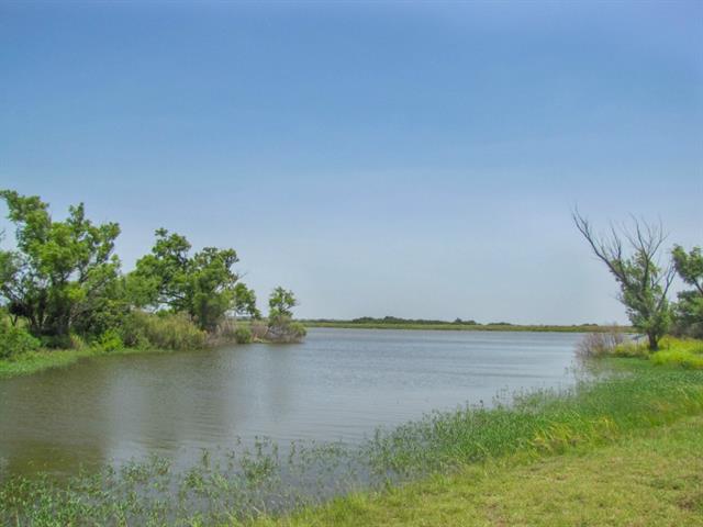 357 Lake Point Rd, Comanche, TX 76442 photo 11