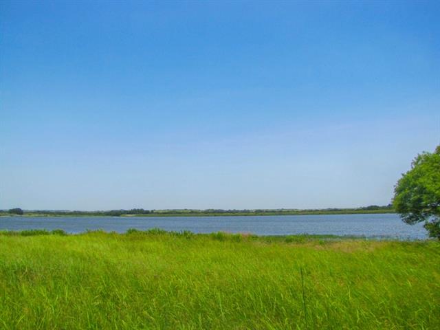357 Lake Point Rd, Comanche, TX 76442 photo 1