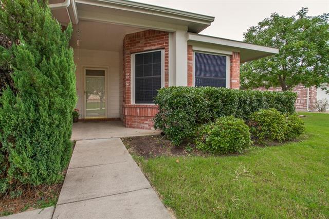 1002 Hampton Dr, Forney, TX 75126 photo 4