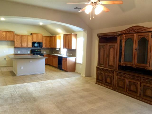 205 Bugle Call Rd, Forney, TX 75126 photo 2