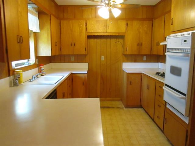 1403 Primrose, Cisco, TX 76437 photo 3