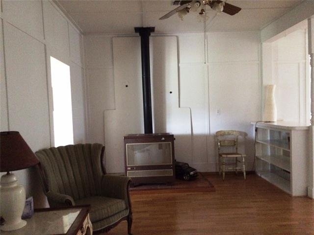 808 E Summit Ave, Comanche, TX 76442 photo 31