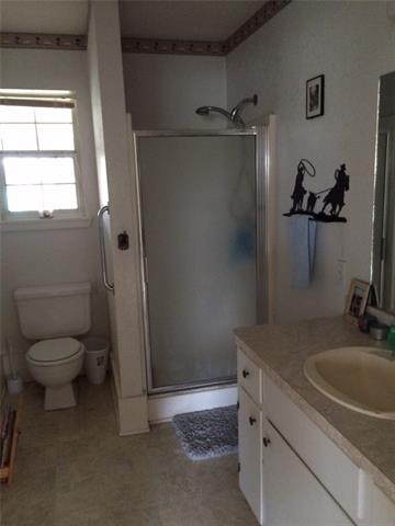 808 E Summit Ave, Comanche, TX 76442 photo 14