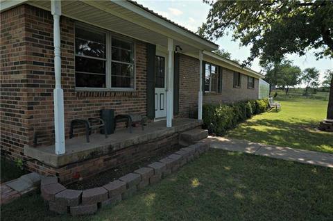 690 County Road 260, Gustine, TX 76455 photo 2