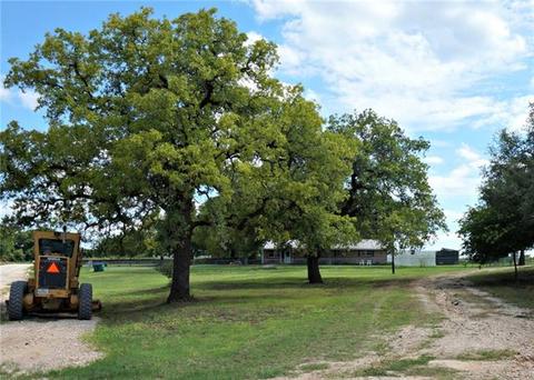 690 County Road 260, Gustine, TX 76455 photo 5