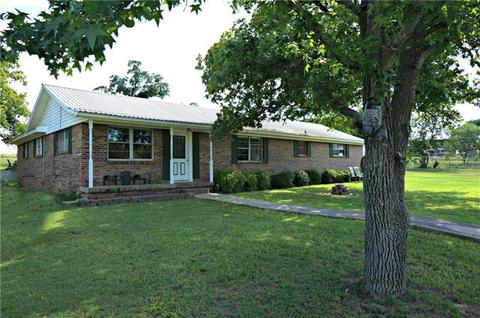 690 County Road 260, Gustine, TX 76455 photo 1