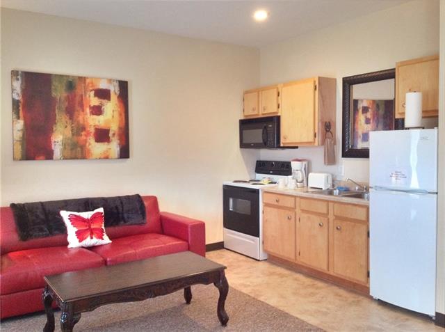 1305 N Tool Dr, Tool, TX 75143 photo 9