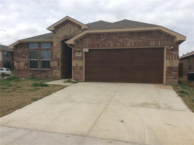 2824 Stonewall Ln, Fort Worth, TX 76123 photo 1