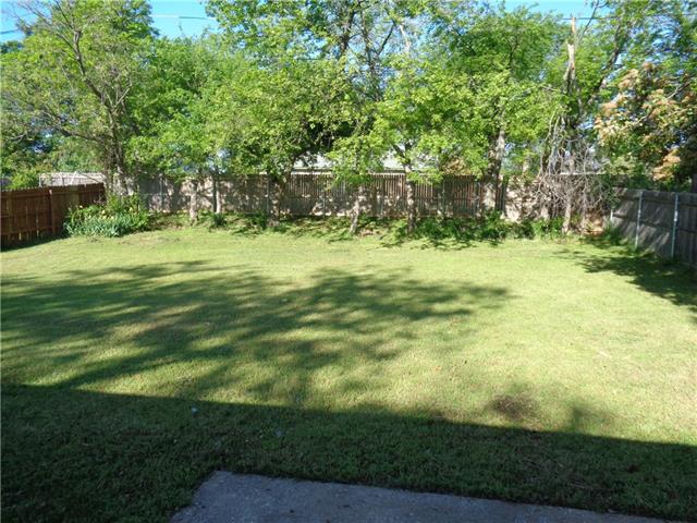 1301 Glenn Dr, Euless, TX 76039 photo 18