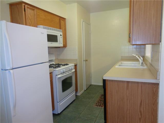 1301 Glenn Dr, Euless, TX 76039 photo 6